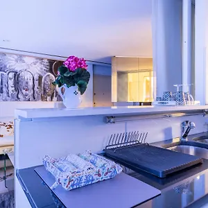  Apartment Luxury 2 Min Dal Politeama - Free Parking